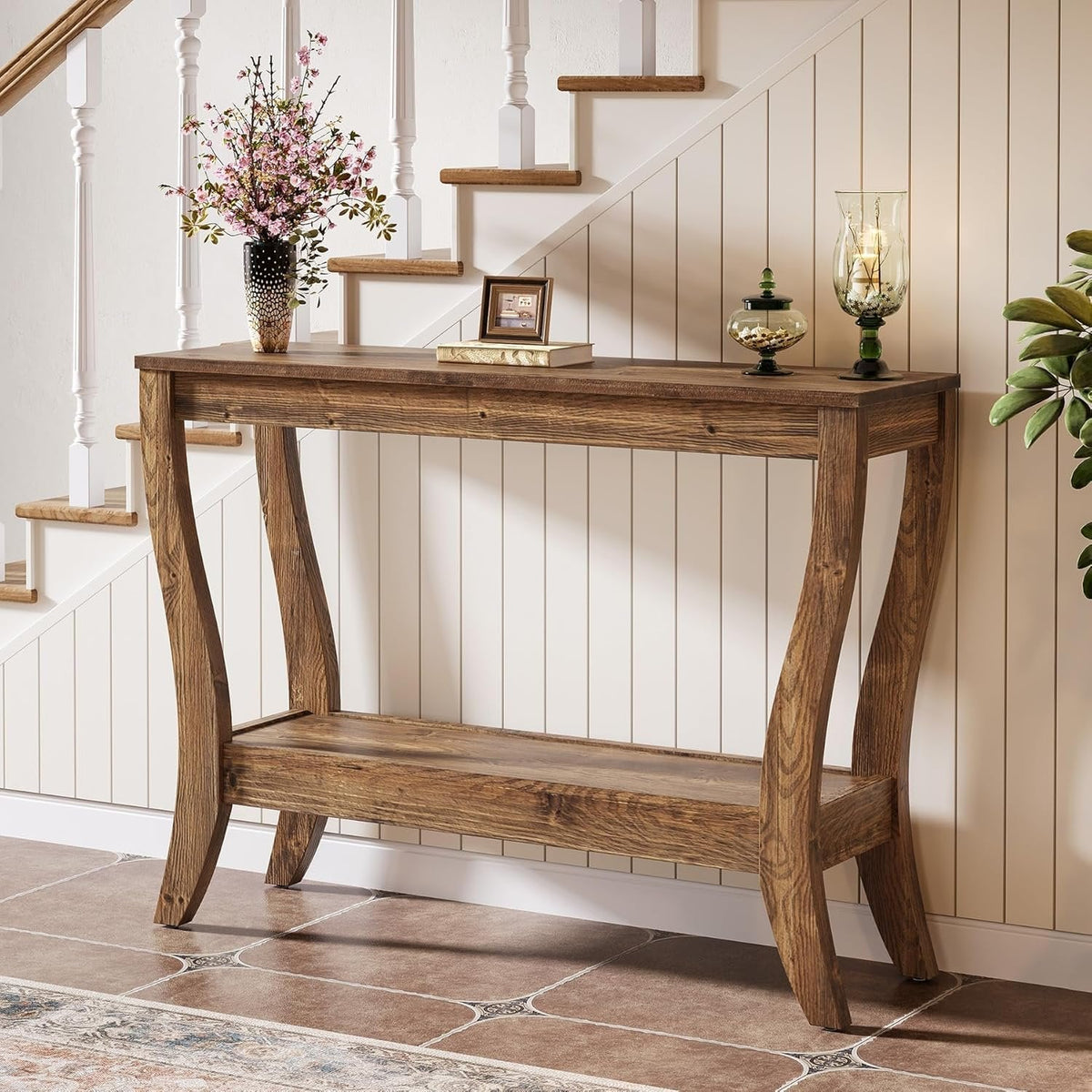 Stolik konsolowy z litego drewna 105 cm – stolik do przedpokoju w stylu farmhouse z półkami