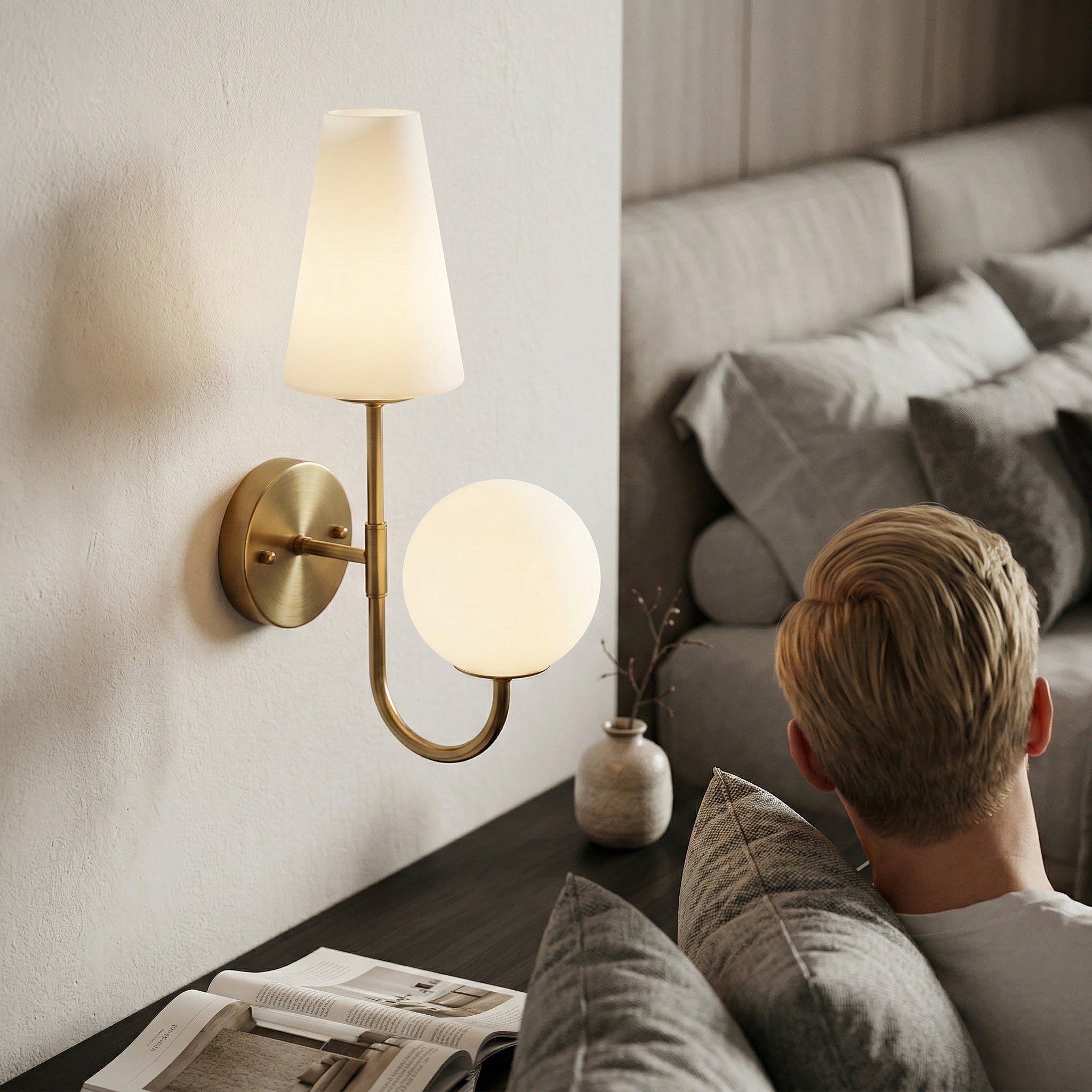Lampa ścienna – nowoczesne oświetlenie wnętrz z abażurem